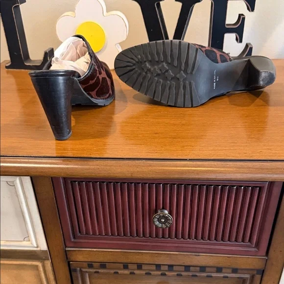 Talbots - Picture 9 of 9